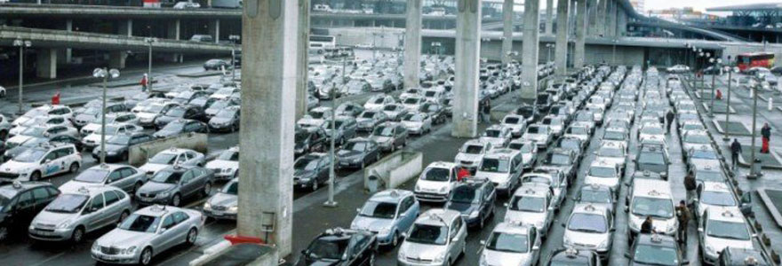 parking à proximité de l'aéroport Charles de Gaulle